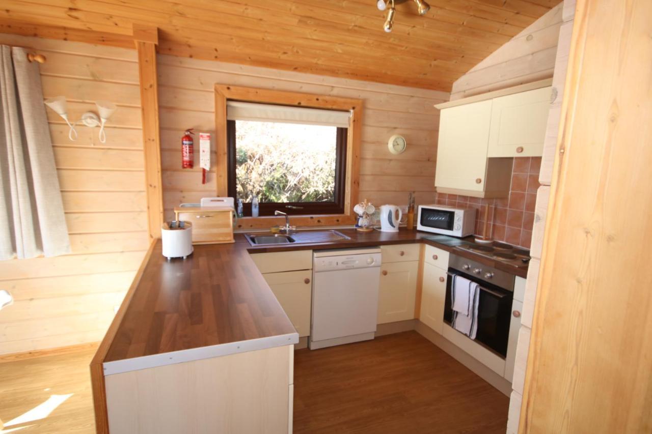Hartland Hideaway Lodge Woolfardisworthy  外观 照片